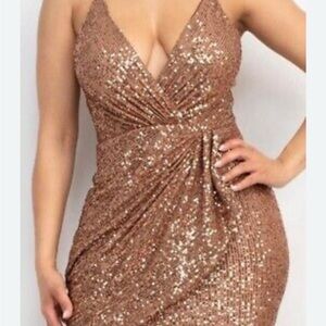 Elegant Sequin Dress in Gold
